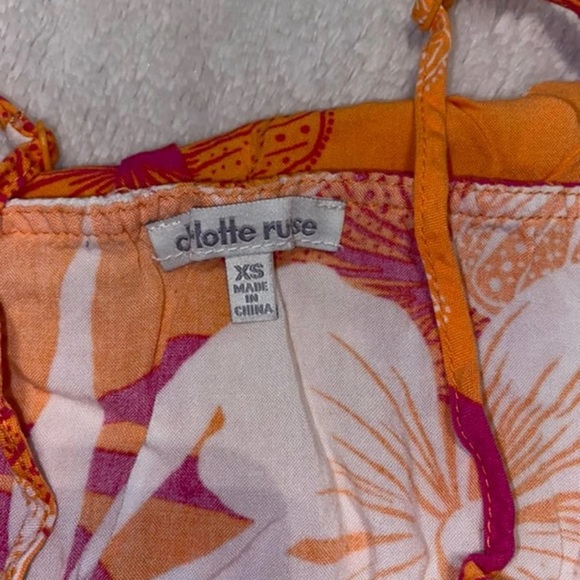 Colorful floral lattice neck romper - Picture 4 of 5